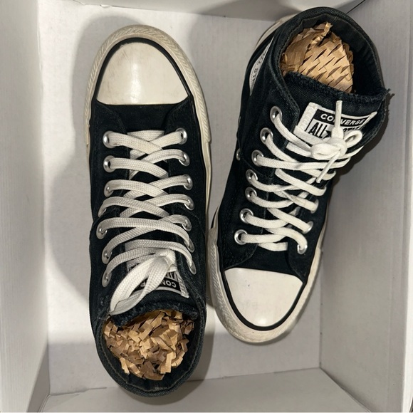 Converse Women's Chuck Taylor All Star Madison Mid Top Sneaker, Pre-owned - Picture 3 of 5